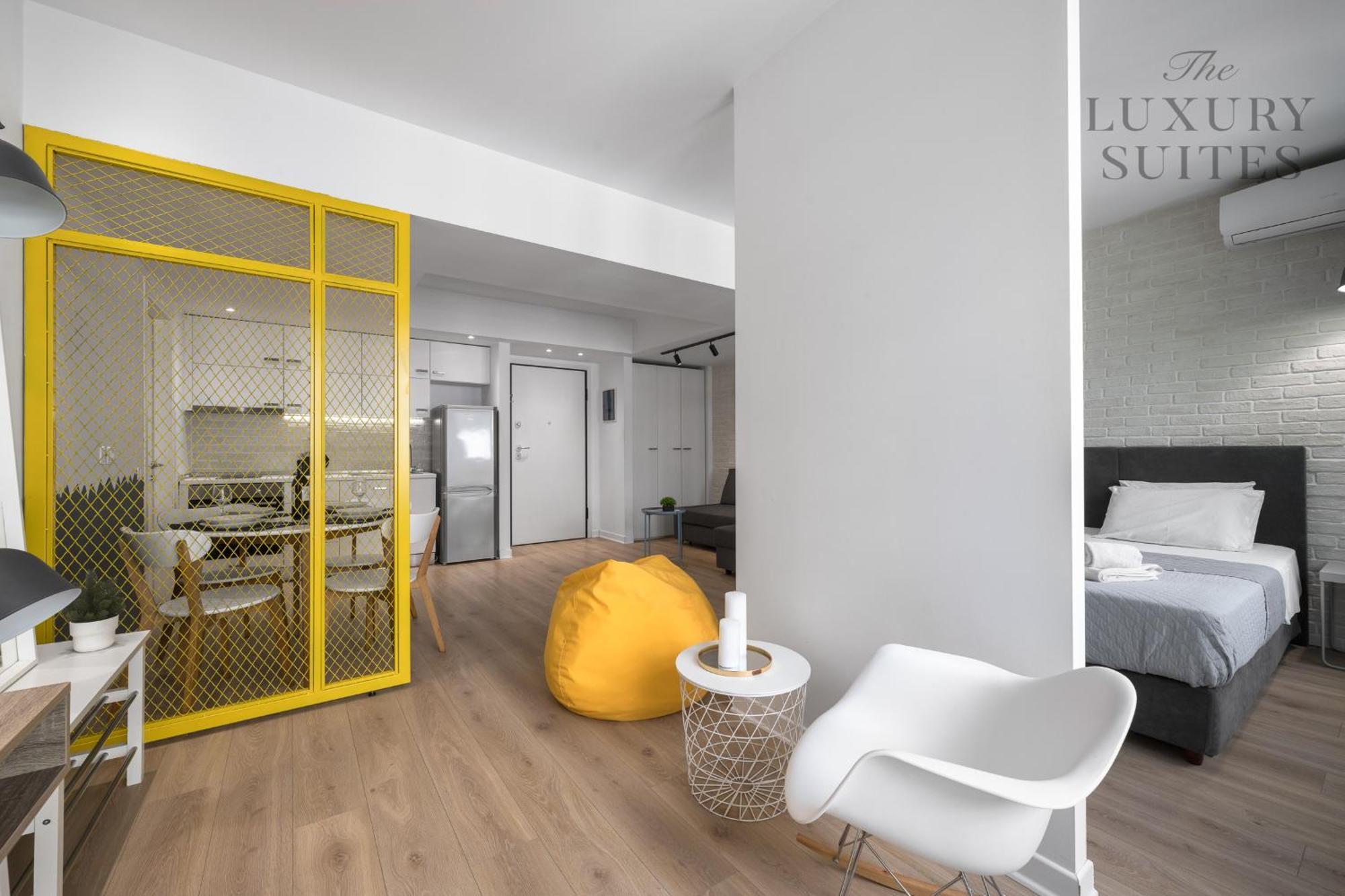 Nyma White Apartments, The Luxury Suites Thessaloniki Exterior photo