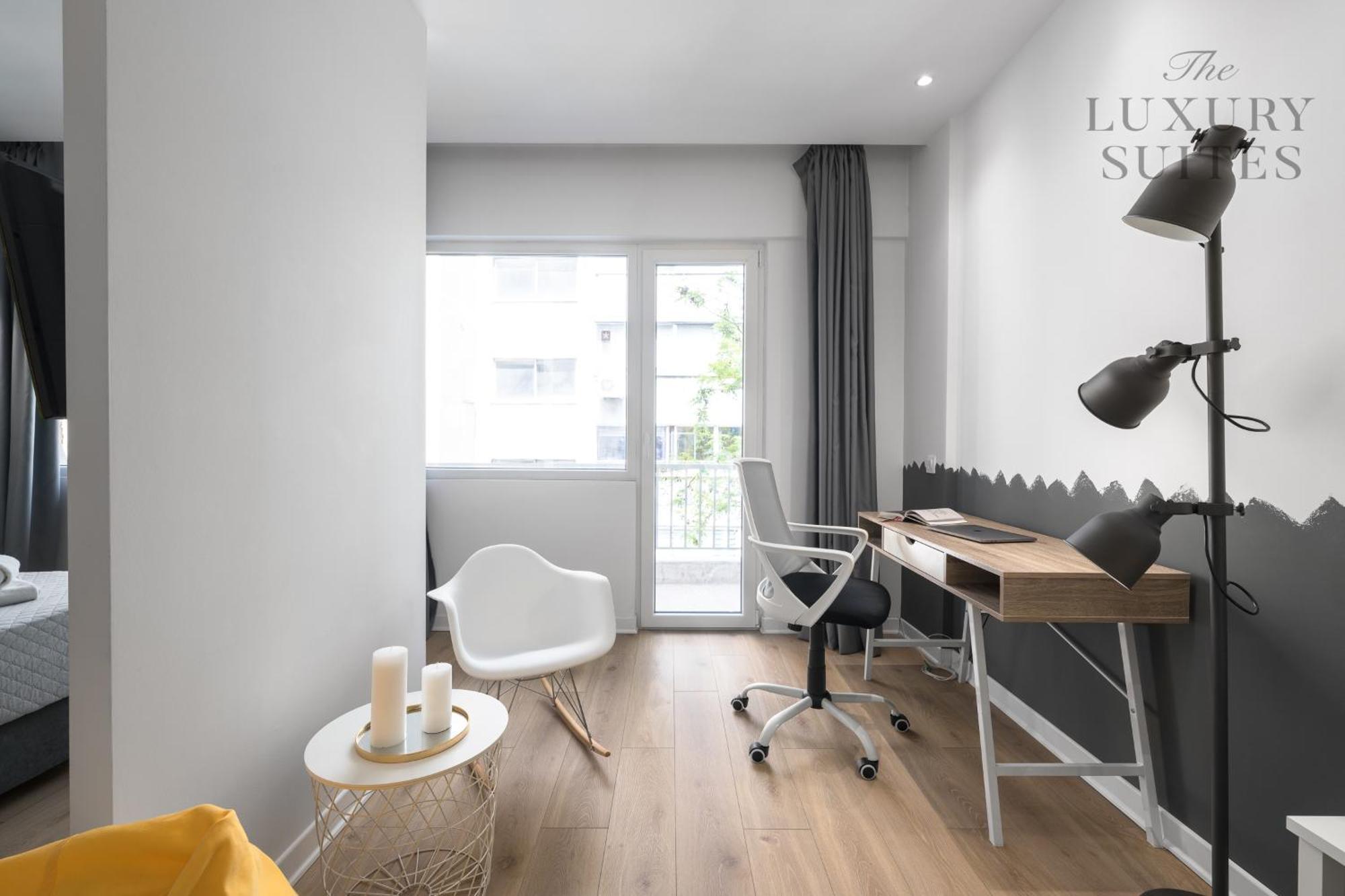 Nyma White Apartments, The Luxury Suites Thessaloniki Exterior photo
