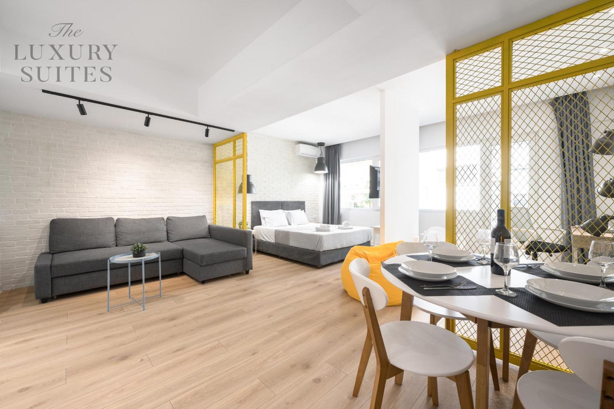 Nyma White Apartments, The Luxury Suites Thessaloniki Exterior photo